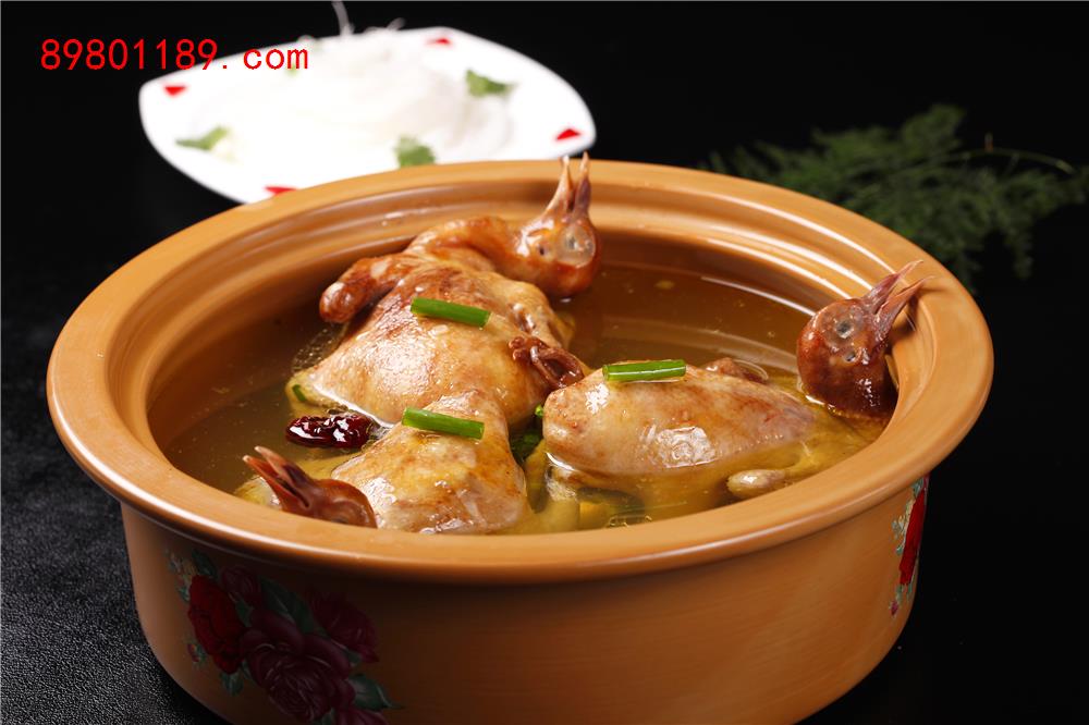 乳鸽炖粉丝